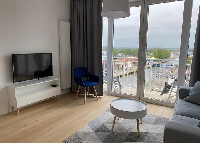 W Marina Royale Apart-hotel 4*